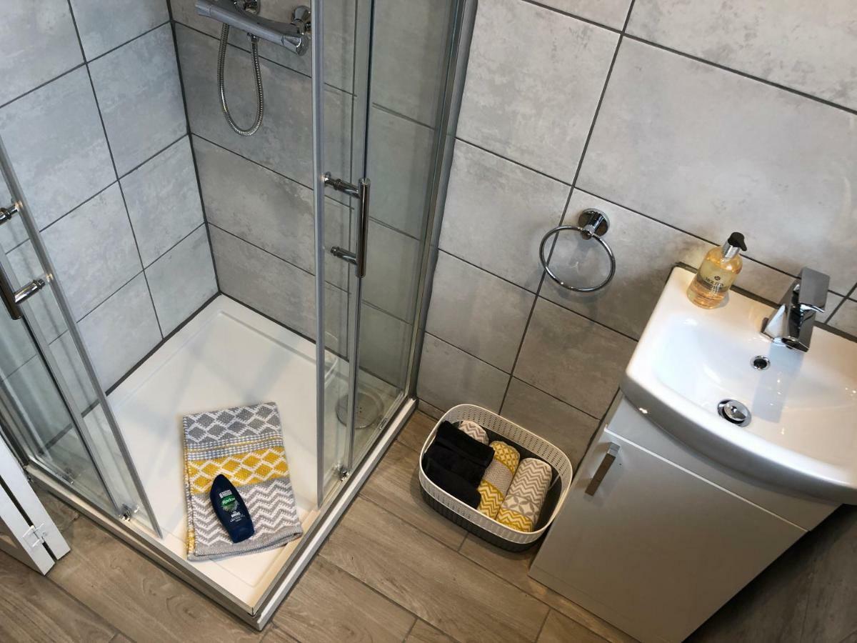Hilton House Βίλα Μπάρνσλεϊ Εξωτερικό φωτογραφία
